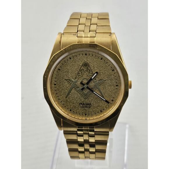 Masonic Seiko Pulsar Quartz Mens Gold Plated 3Y03-0160 New Battery Tested Runs - Picture 1 of 9